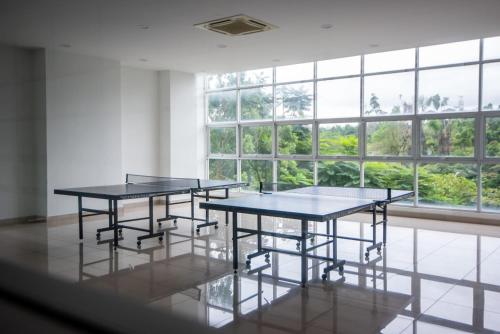 bright and modern 3br suite free parking
