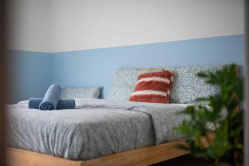 bright and modern 3br suite free parking