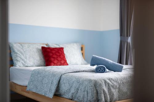 bright and modern 3br suite free parking