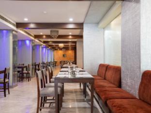 u by z hotels richmond circle