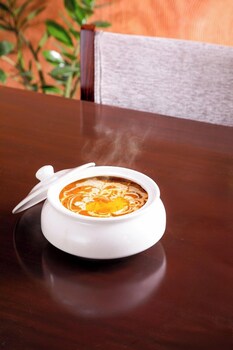 u by z hotels richmond circle