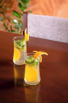 u by z hotels richmond circle