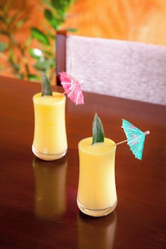 u by z hotels richmond circle