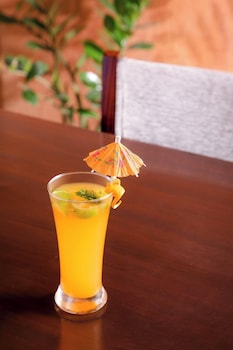 u by z hotels richmond circle