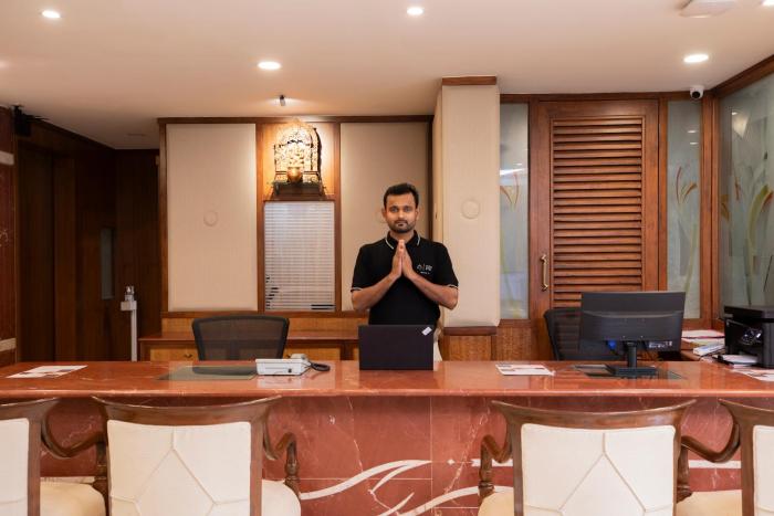 u by z hotels richmond circle