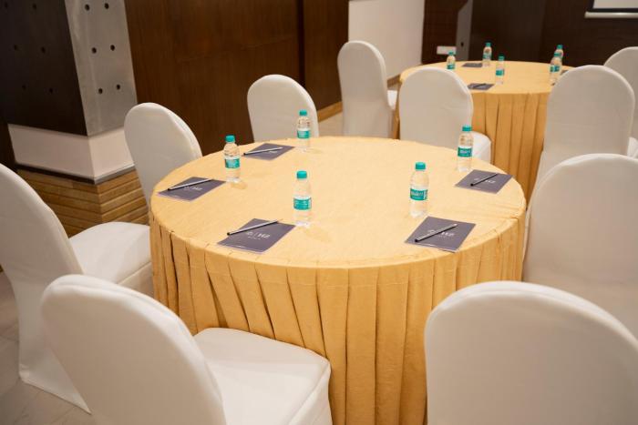 u by z hotels richmond circle