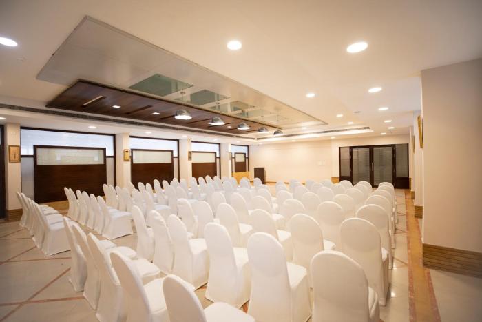 u by z hotels richmond circle