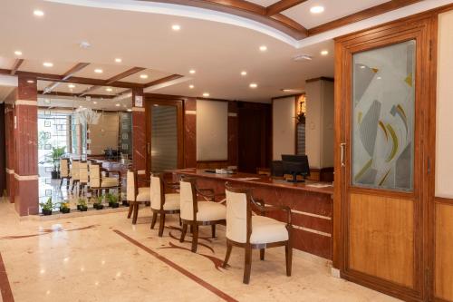 u by z hotels richmond circle