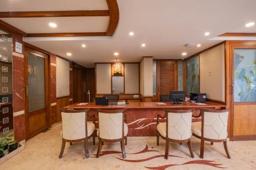 u by z hotels richmond circle