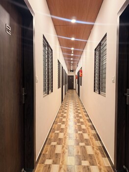 hotel koti tirth