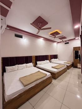 hotel koti tirth