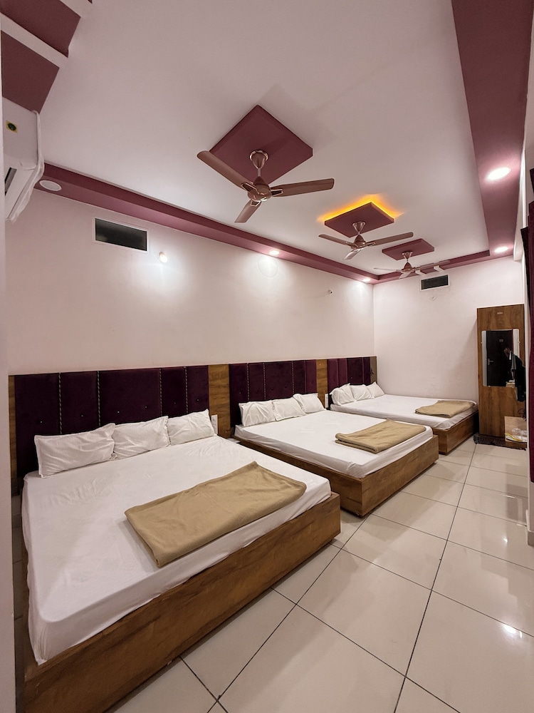 hotel koti tirth