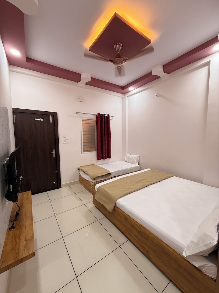 hotel koti tirth