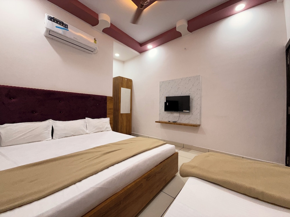hotel koti tirth