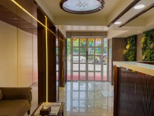 Hotel Ratna Paradise,,2 star