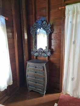 Huen Tip Viman,,3 star