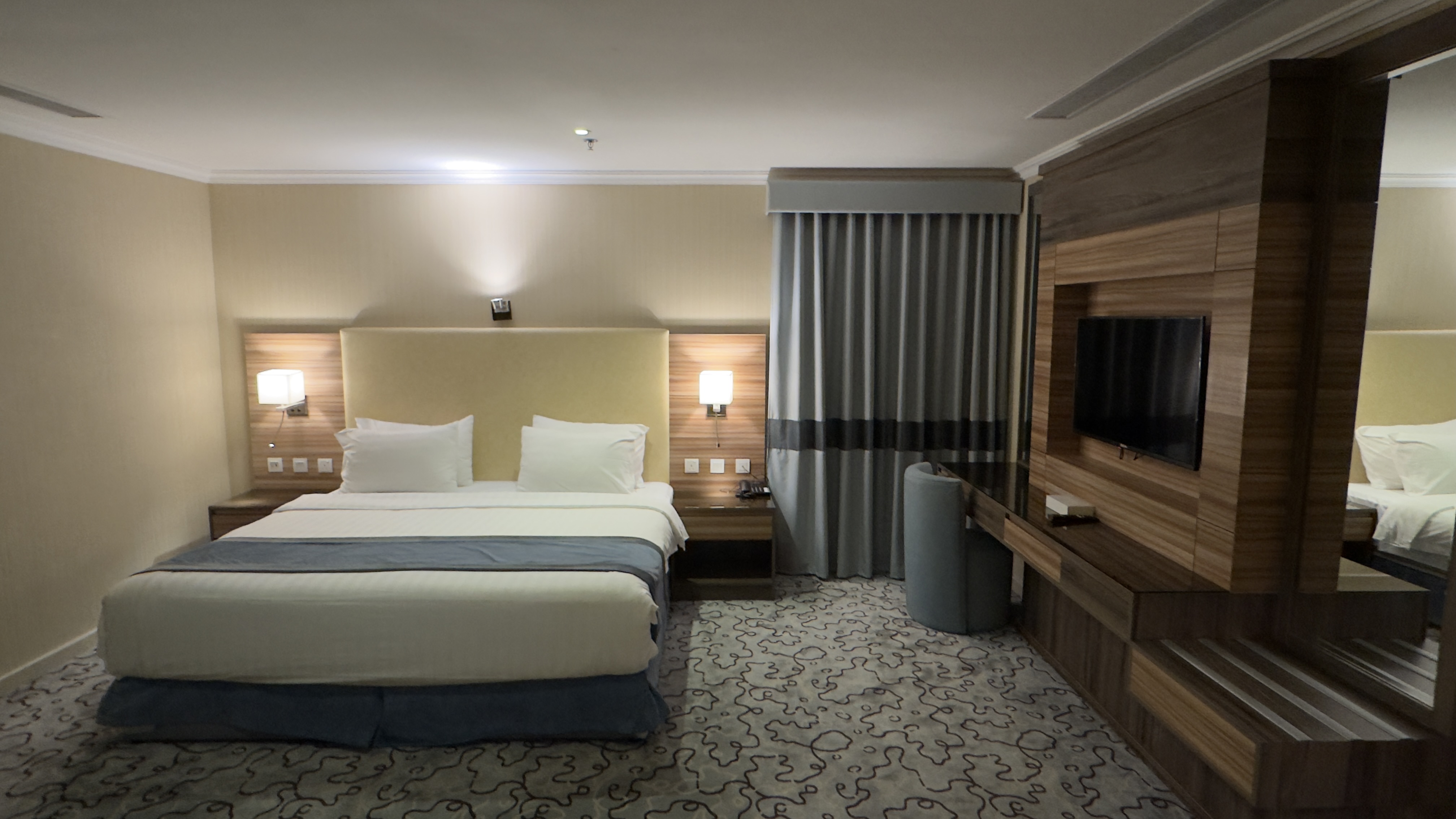 four points alshahba