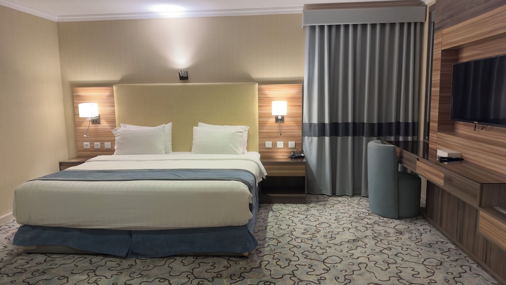 four points alshahba