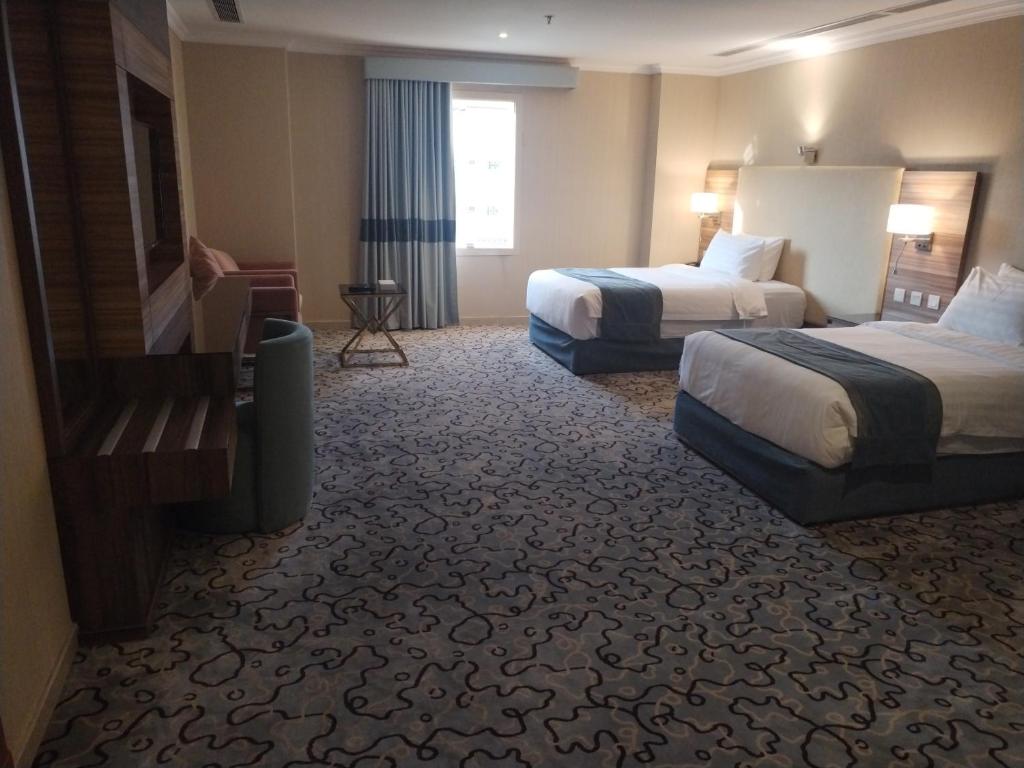 four points alshahba
