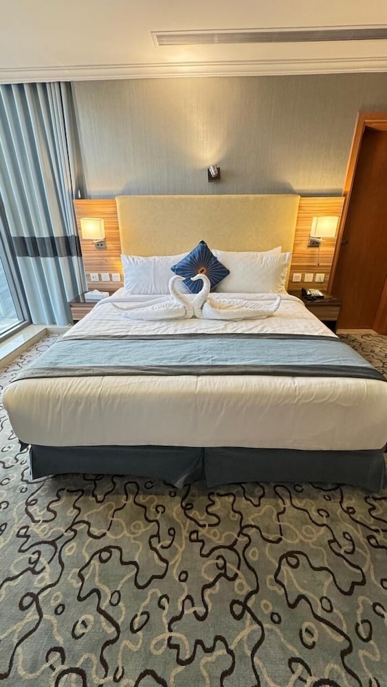 four points alshahba