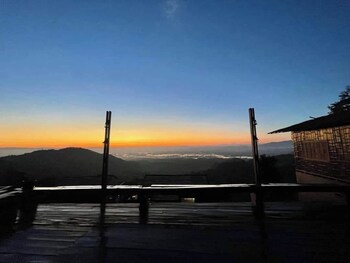 4000dao a hilltop hideaway experience