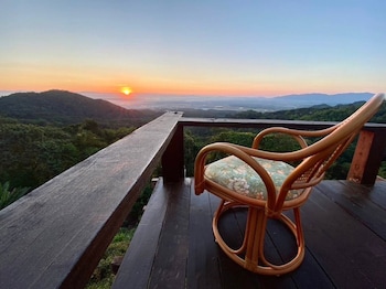 4000dao a hilltop hideaway experience