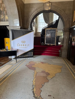 White Star Line Hotel,,2 star