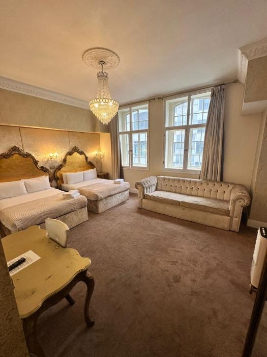 white star line hotel
