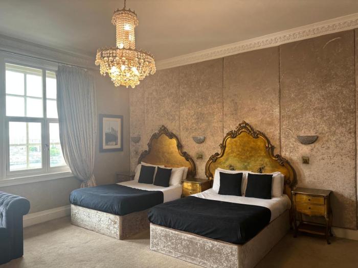 white star line hotel