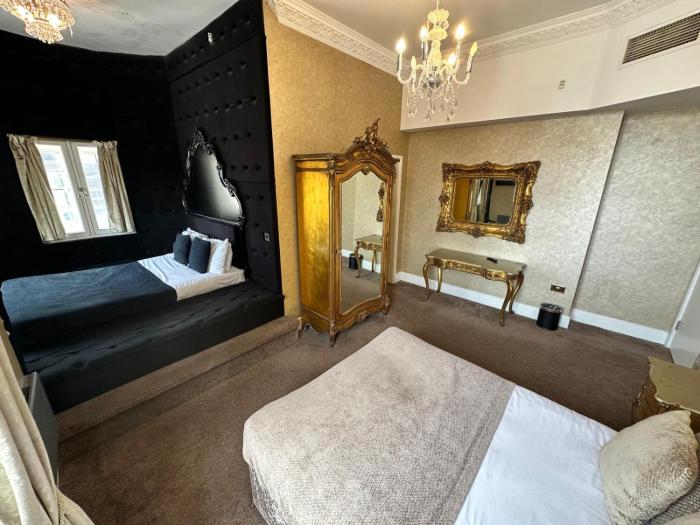 white star line hotel