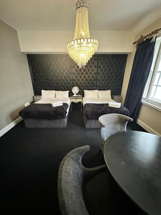 white star line hotel