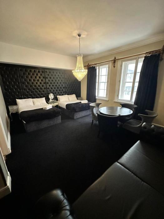 white star line hotel