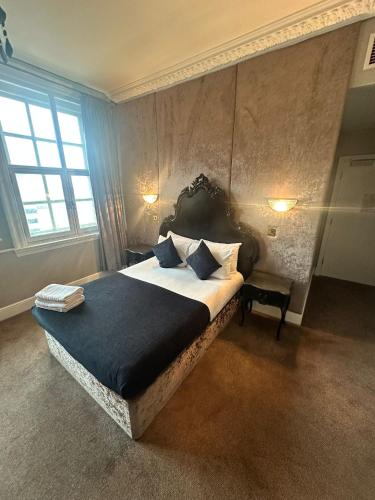 white star line hotel