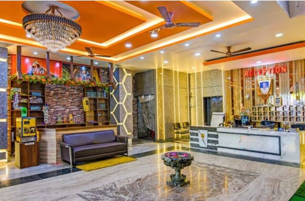 hotel ashirbad i comfort near railway station