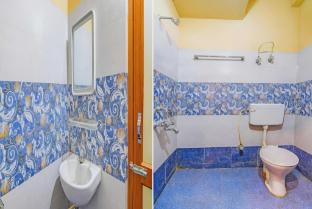 hotel ashirbad i comfort near railway station