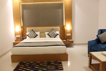 hotel transit near delhi airport