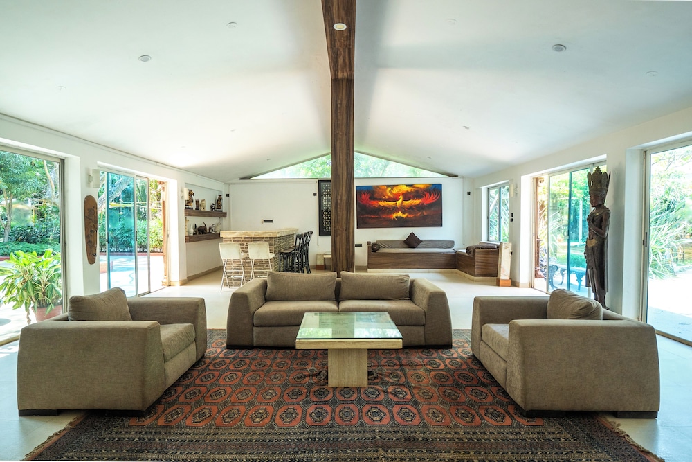 the amore collective