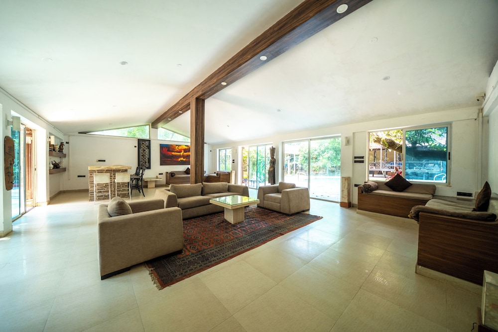 the amore collective