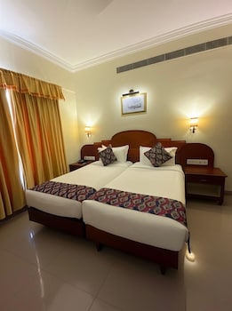 hotel indraprastha thiruvalla