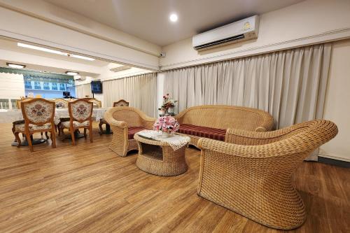 suan sunandha palace hotel
