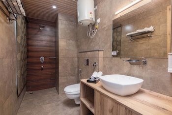 hotel moonglade by royal stays dalhousie