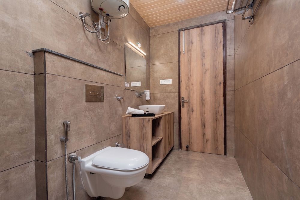 hotel moonglade by royal stays dalhousie