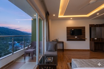 hotel moonglade by royal stays dalhousie