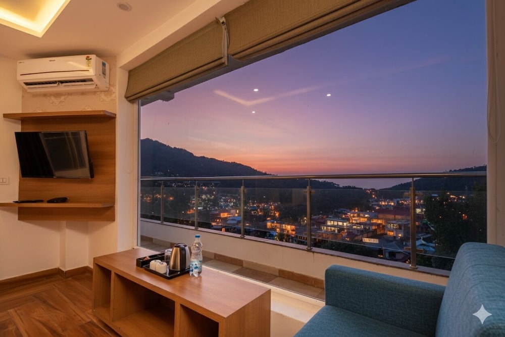 hotel moonglade by royal stays dalhousie