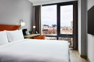 the george at columbia harlem tapestry collection by hilton