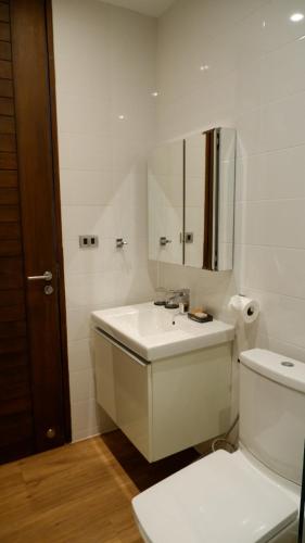 the lush apartments and suites