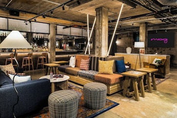 moxy fayetteville