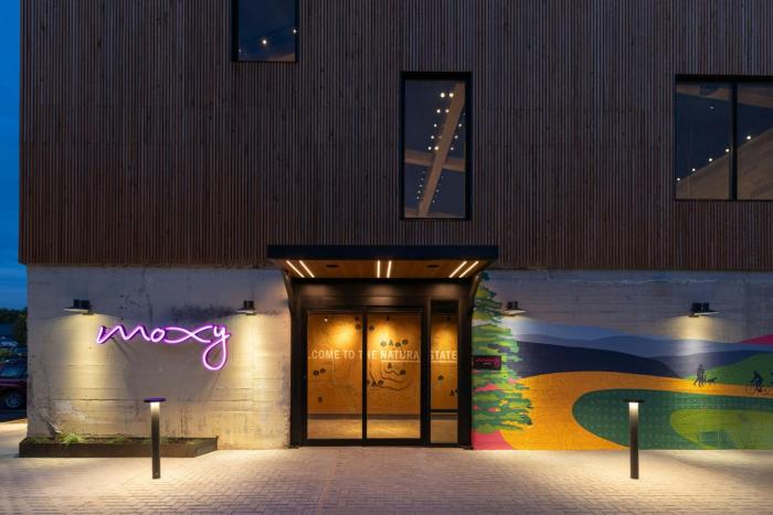 moxy fayetteville