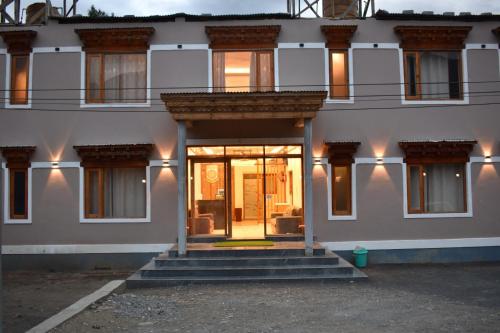 Hotel Stago Ladakh,,2 star