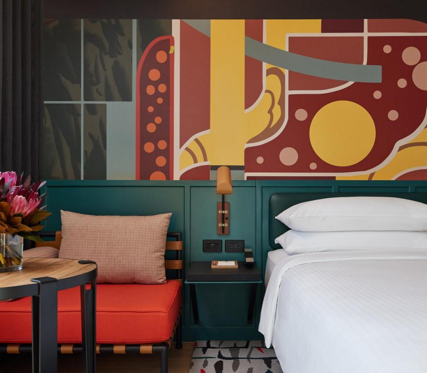 caption by hyatt central sydney